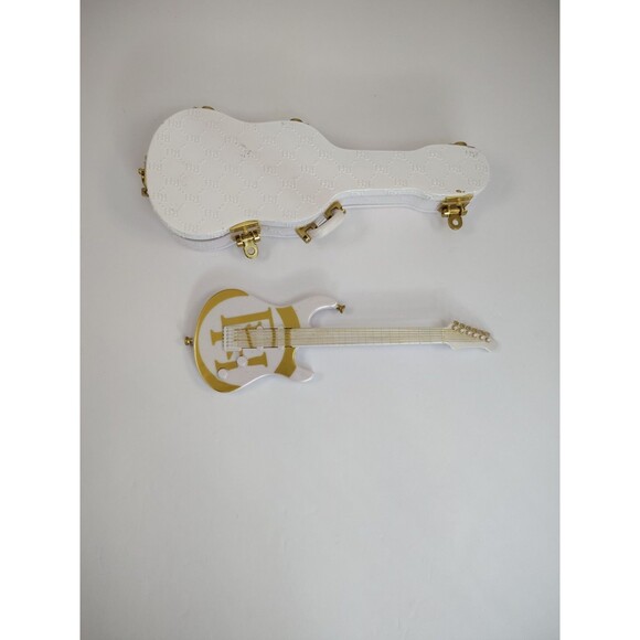 Rainbow High Carmen Major Rockstar Guitar and Case ONLY No doll, no strap - Picture 11 of 13